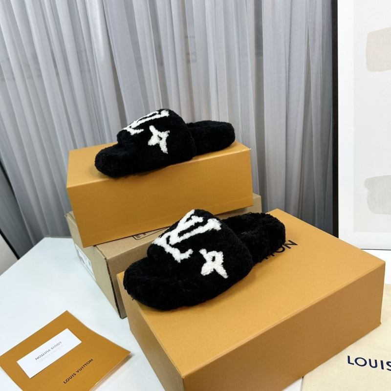 Louis Vuitton Slippers